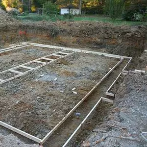 Строительство фундаментов и бассейнов.