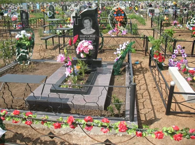 ограды, бетонные площадки, памятники 2