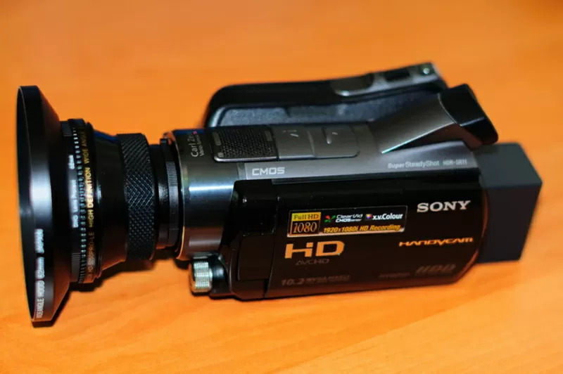 Продается видеокамера SONY HDR-SR11E 2