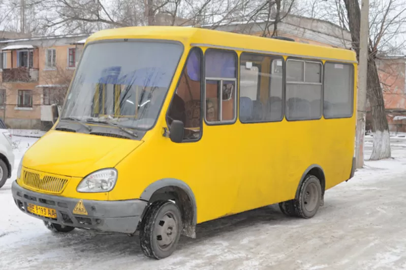 продаю микроавтобус БАЗ-22154  14 мест сидячих +2