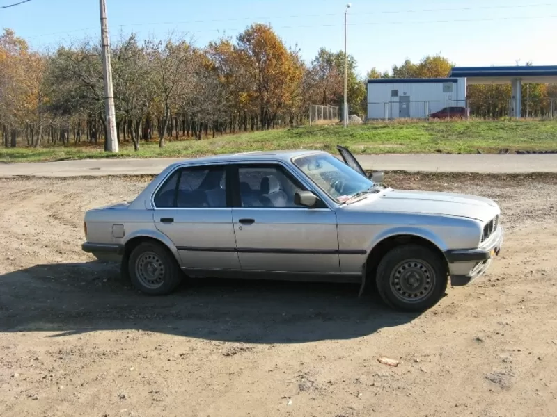 Продаю BMW 318 авто БМВ