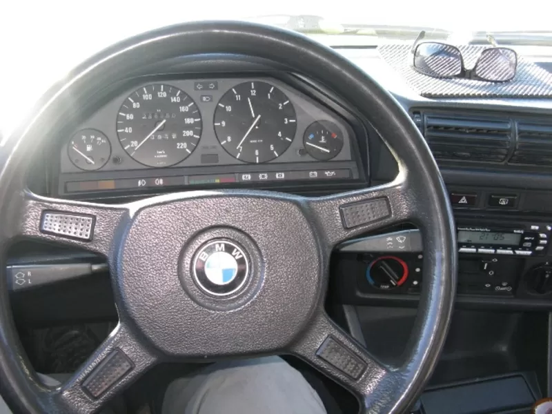 Продаю BMW 318 авто БМВ 2