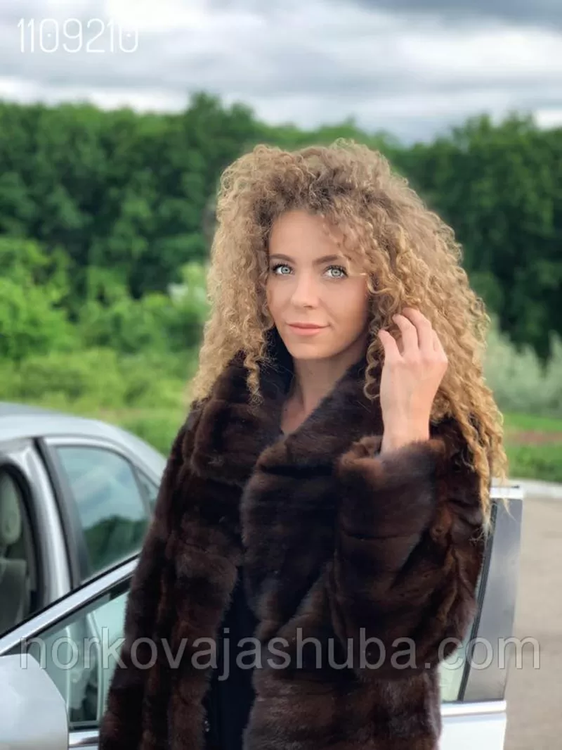 Стильная шуба норковая размер 40 42 44 поперечка