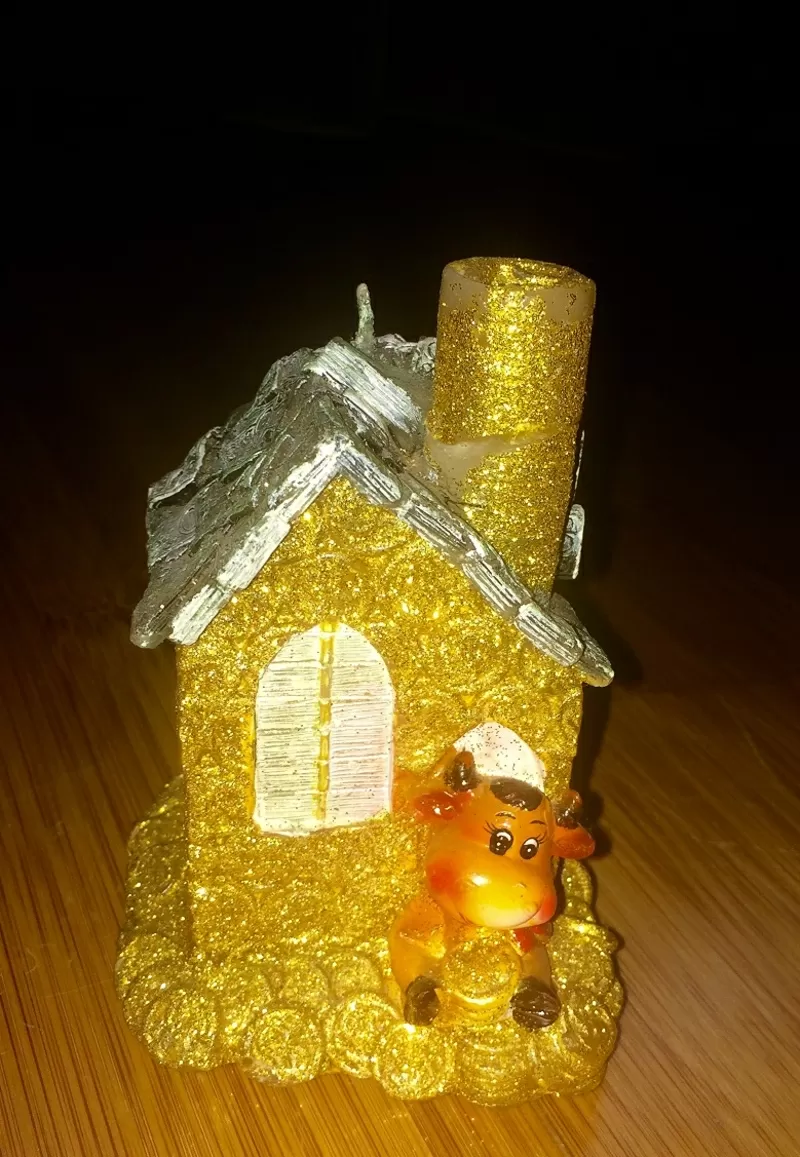 Свечи сувенирные на подарки и для дома:Бык,  котикLove, свинка 6