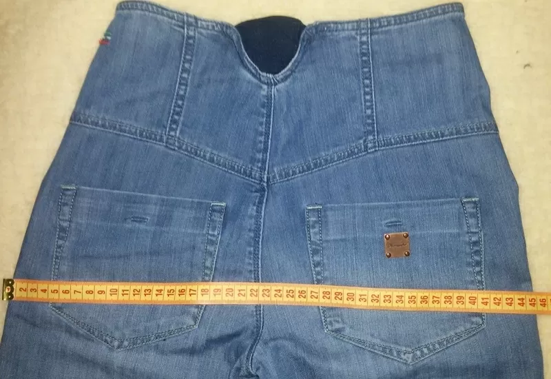 Продам джинсы R.marks jeans с высокой посадкой (завышенной талией). 10