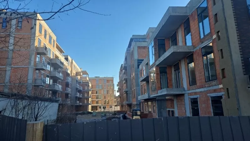 Потрібні фасадчики,  робота ні цілий сезон