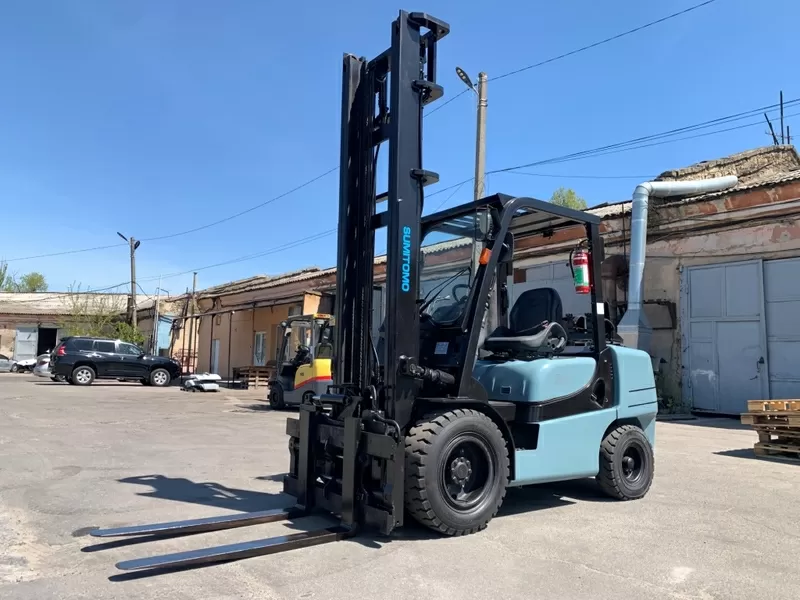 Вилочний автонавантажувач Sumitomo (Mazda),  на 3.5 тонни та щоглою 5 м 2