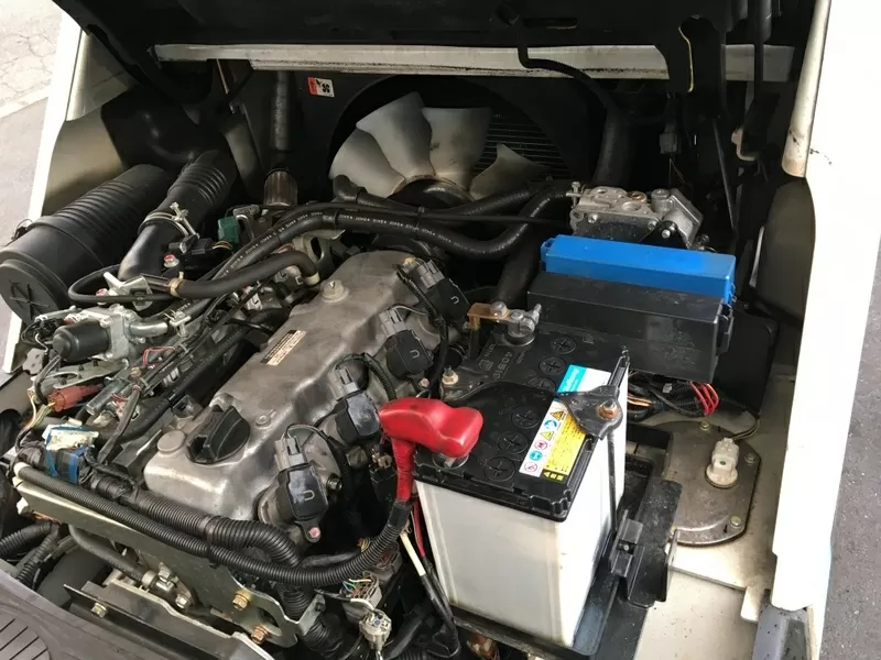 Газ-бензиновий навантажувач TCM (Nissan),  із напрацюванням 3697 мотог. 3