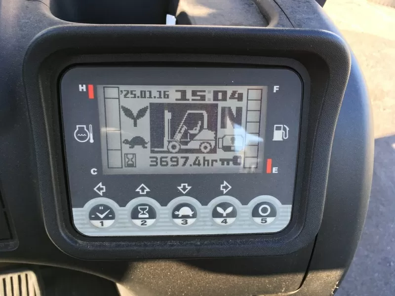 Газ-бензиновий навантажувач TCM (Nissan),  із напрацюванням 3697 мотог. 5