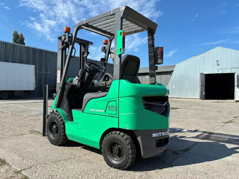 Дизельний навантажувач Mitsubishi KFD15T на нових пневмошинах 3