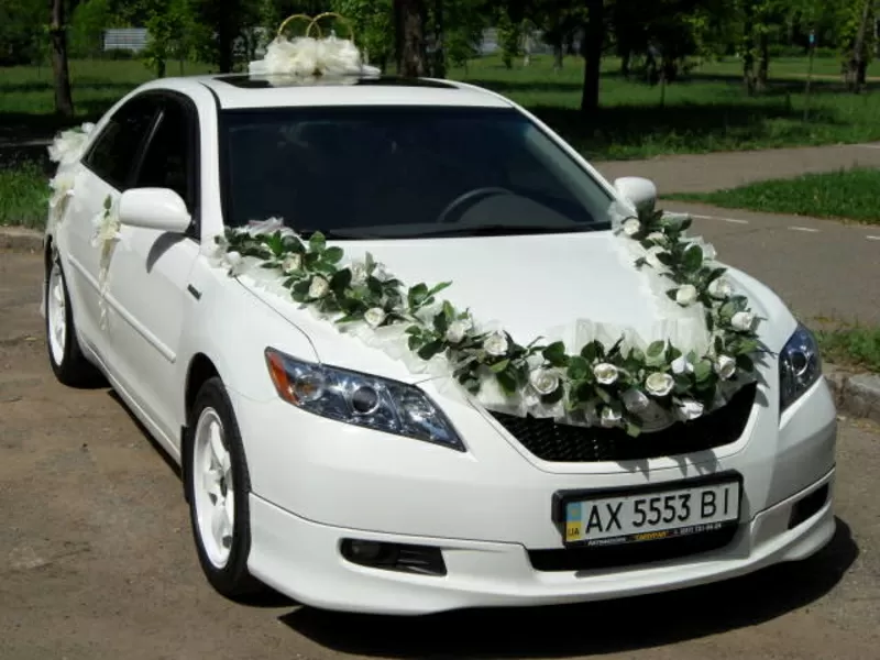 Свадебный автомобиль Toyota Camry Hybrid 4